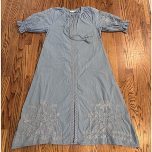 Julia Amory Coatue Caftan Dress Short Sleeve Floral Embroidered Blue Cotton M